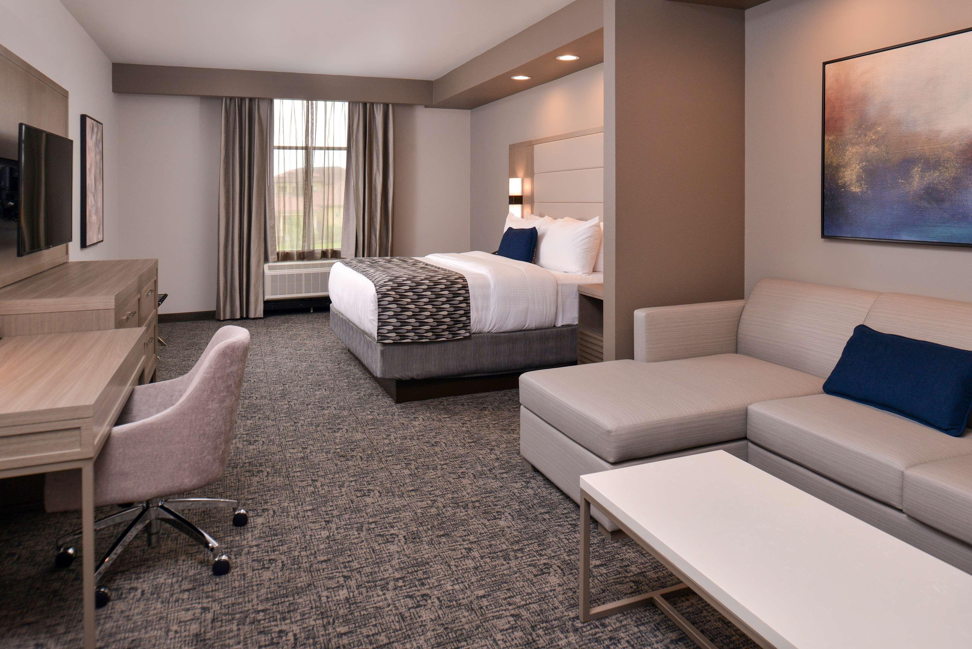 Hotel Best Western Premier Energy Corridor