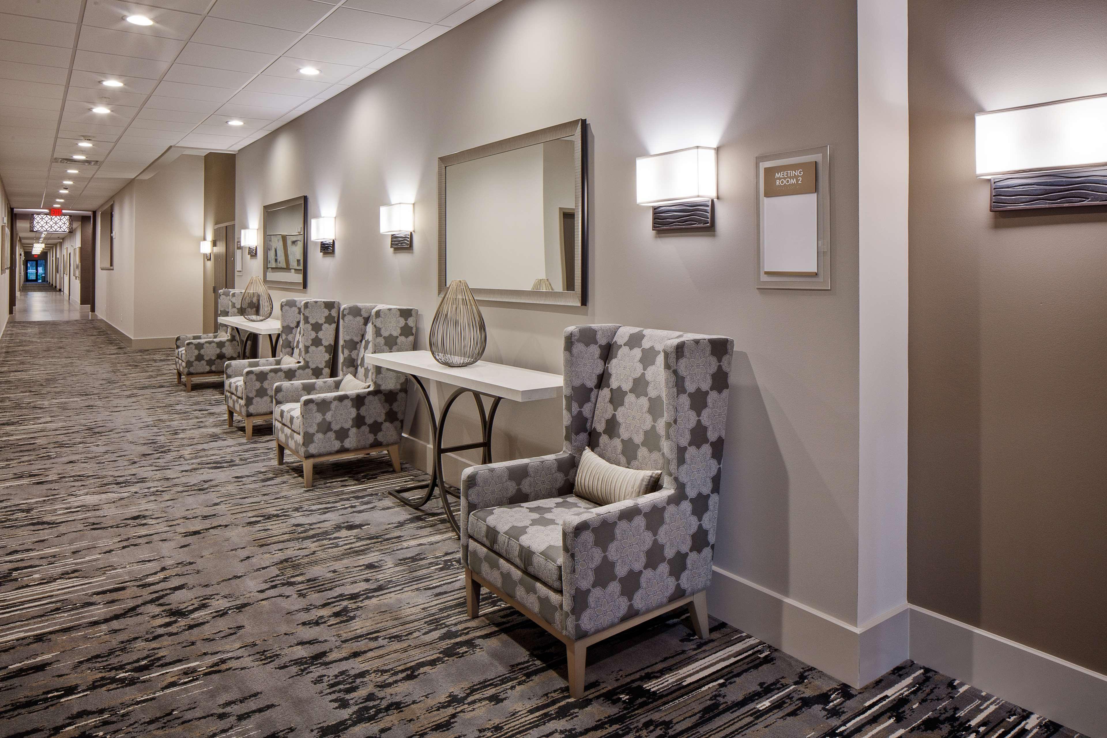 Best Western Premier Energy Corridor 4*
