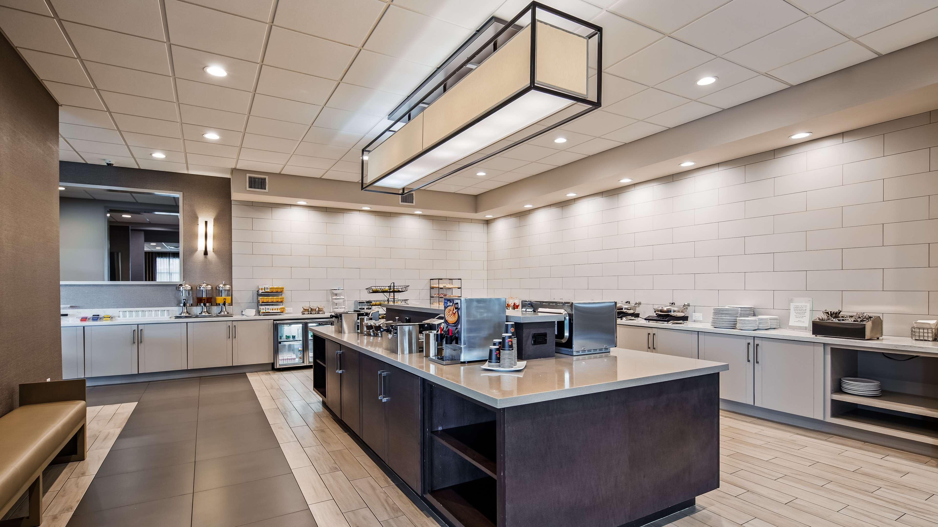 Best Western Premier Energy Corridor